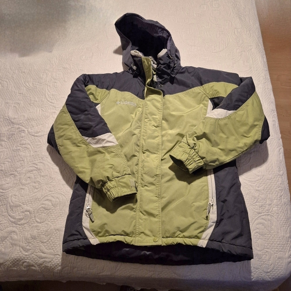 Columbia Sportswear Jacket Women’s Size L Green & Gray Winter Coat Outdoor Hood